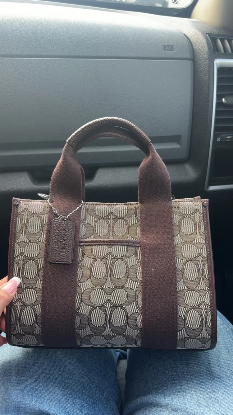 Coach Outlet Smith Tote Bag 24 In Signature Jacquard